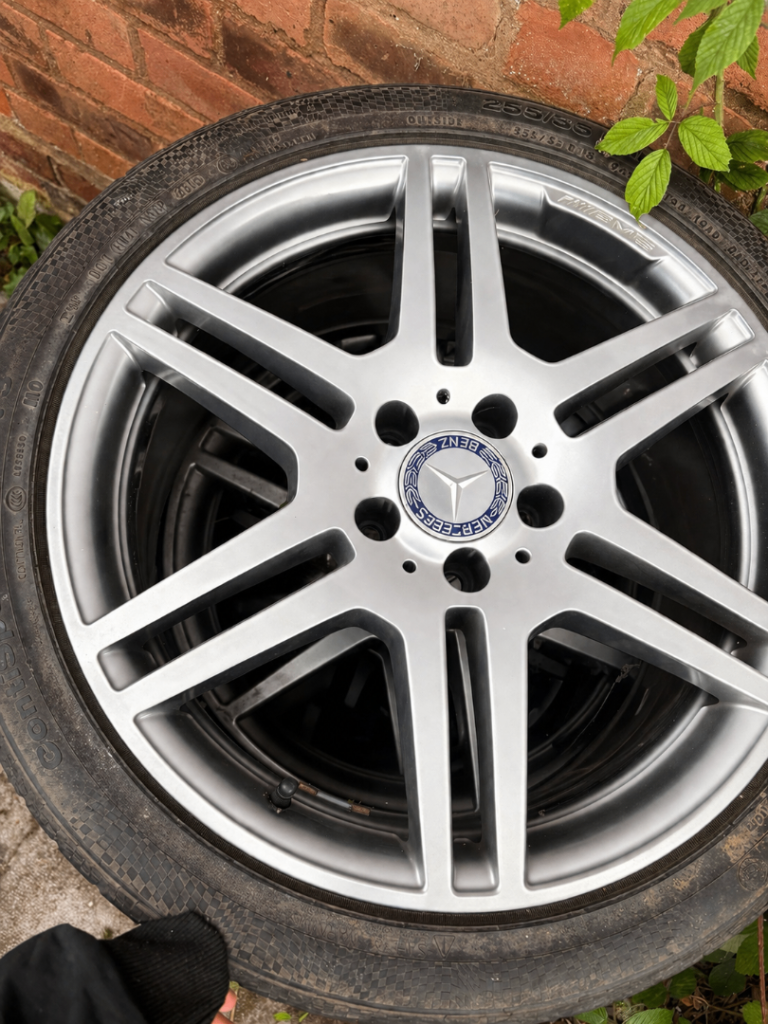Genuine Mercedes-Benz AMG 18” Alloy Wheel with Continental Tyre