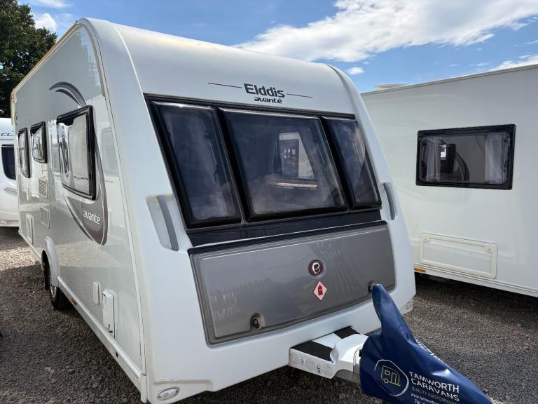 ELDDIS AVANTE 462 - 2 BERTH CARAVAN WITH END WASHROOM AND MOTORMOVER