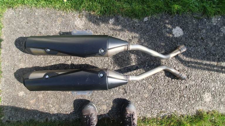 Yamaha XT660X EXHAUST+Barkbuster storm guards and brackets for same bike