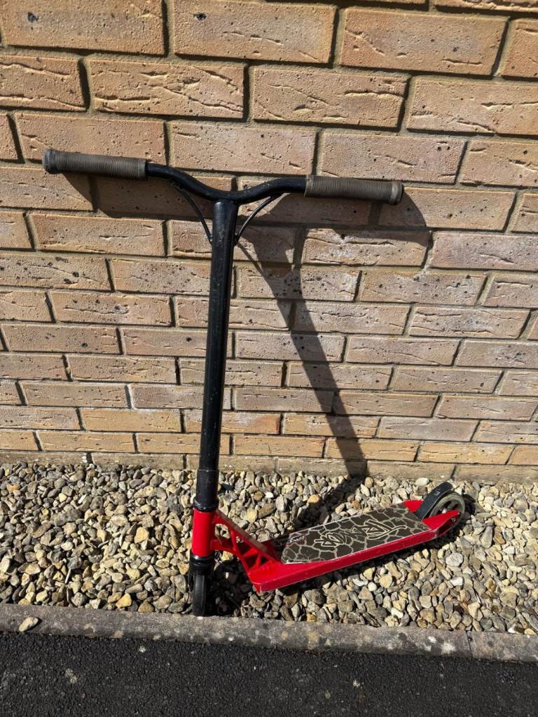 Tremor/Neco Scooter Kids Red- See Description