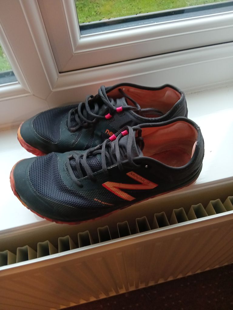 New Balance minimus trainers 