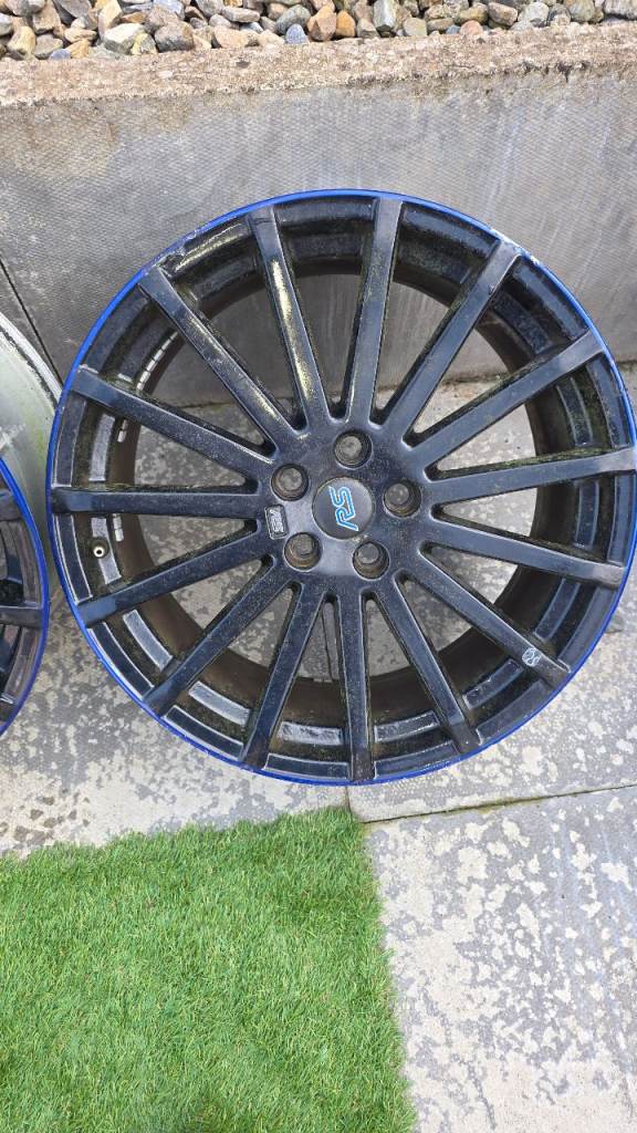 Genuine ford focus RS alloys 