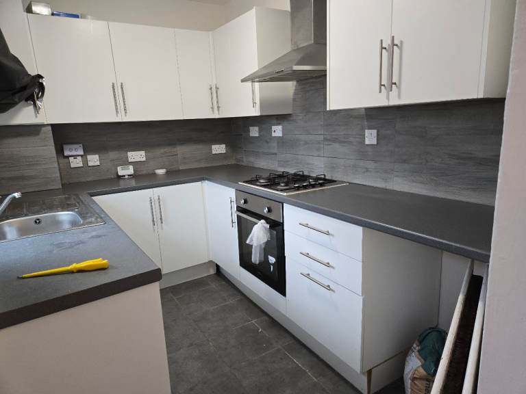 Two bed refurbished flat