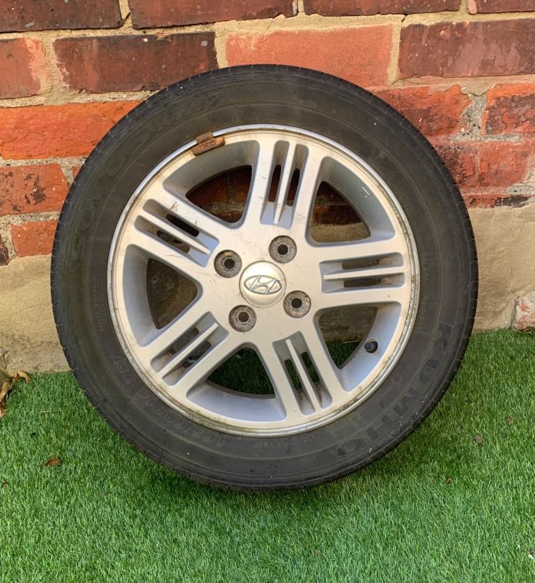 Hyundai i10 alloy wheel 14”