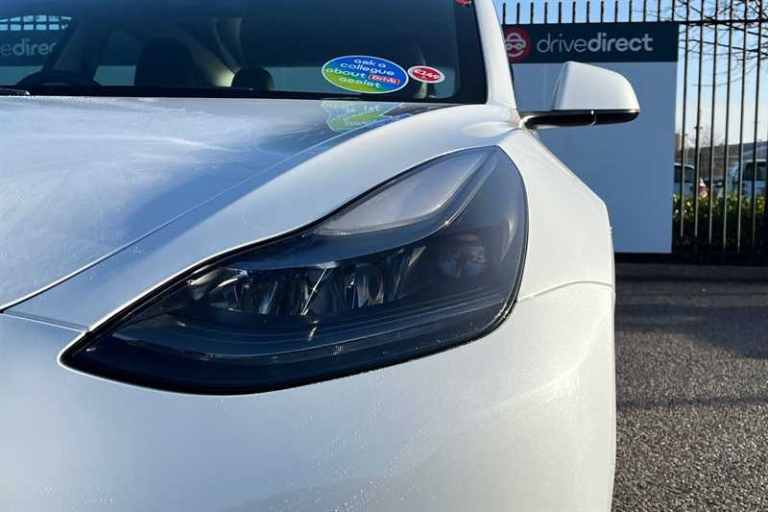 2021 Tesla Model 3 (Dual Motor) Long Range Saloon 4dr Electric Auto 4WDE (346 ps) Saloon Electric...