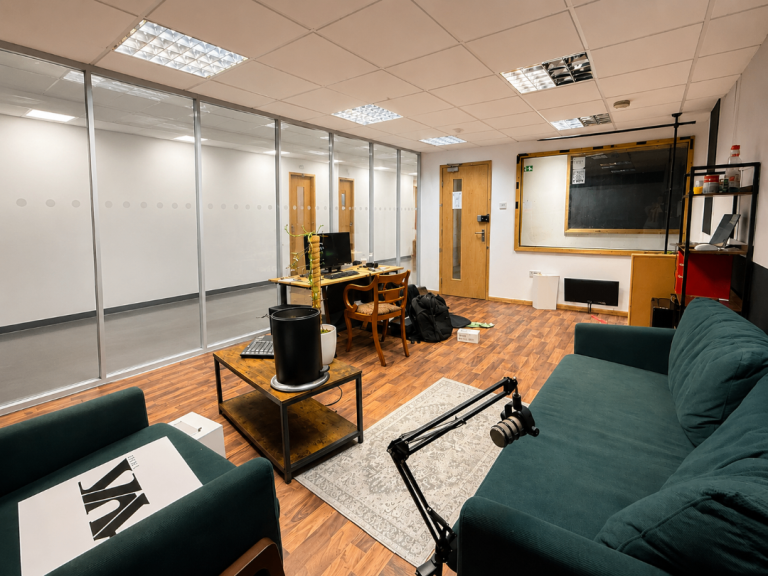 Office | Creative Space | Beauty Room | Artist Studio to Rent in Hackney Wick E9