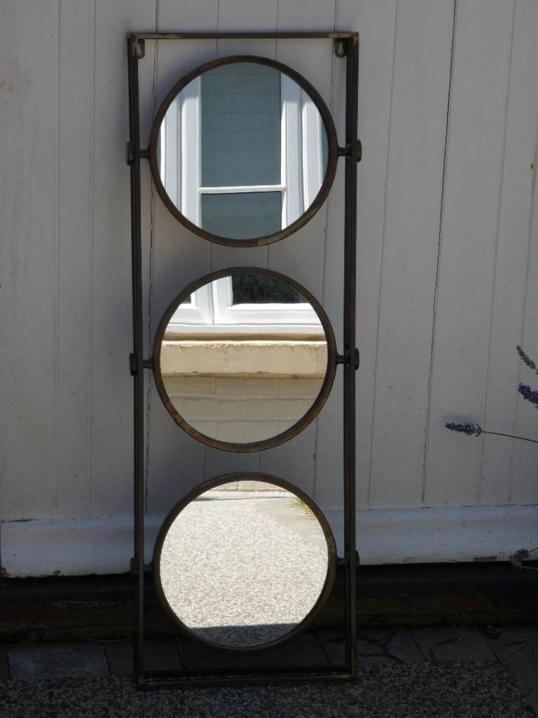 Triple mirror