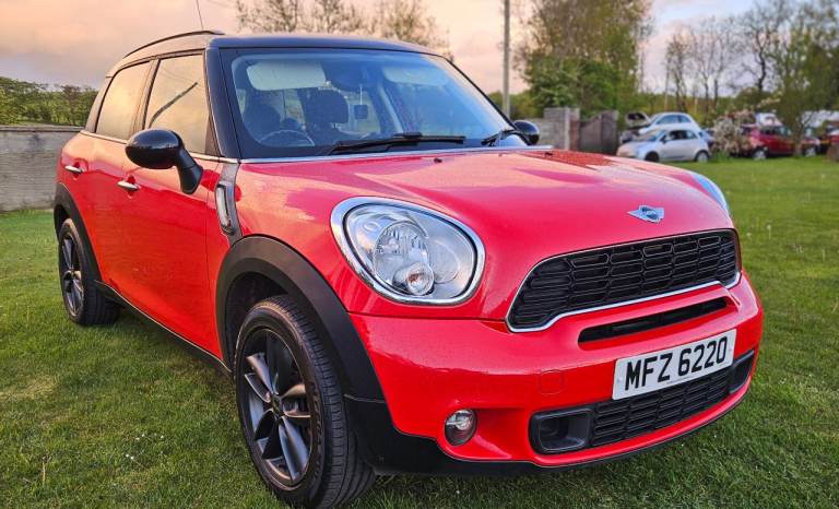 2012 MINI COUNTRYMAN COOPER S DIESEL MOTED TO OCTOBER 