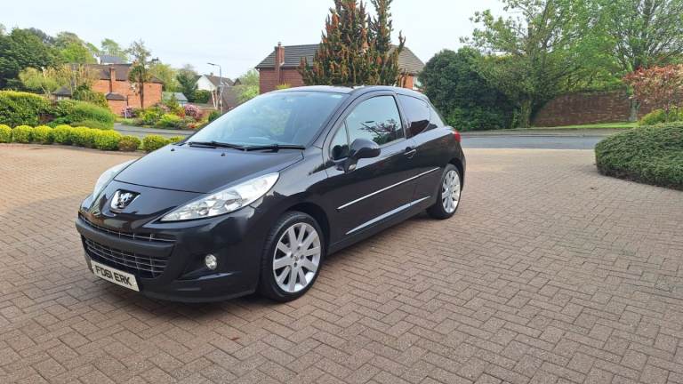 Peugeot, 207, Hatchback, 2012, Manual, 1560 (cc), 3 doors