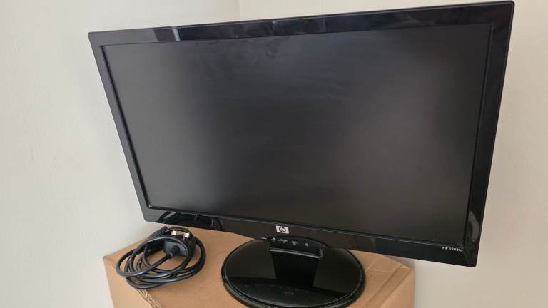 HP S2031a Monitor – Good Condition, Black