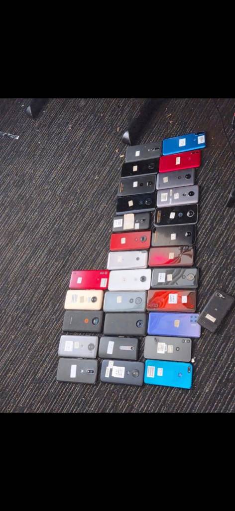 Job lot Motorola mobile phones