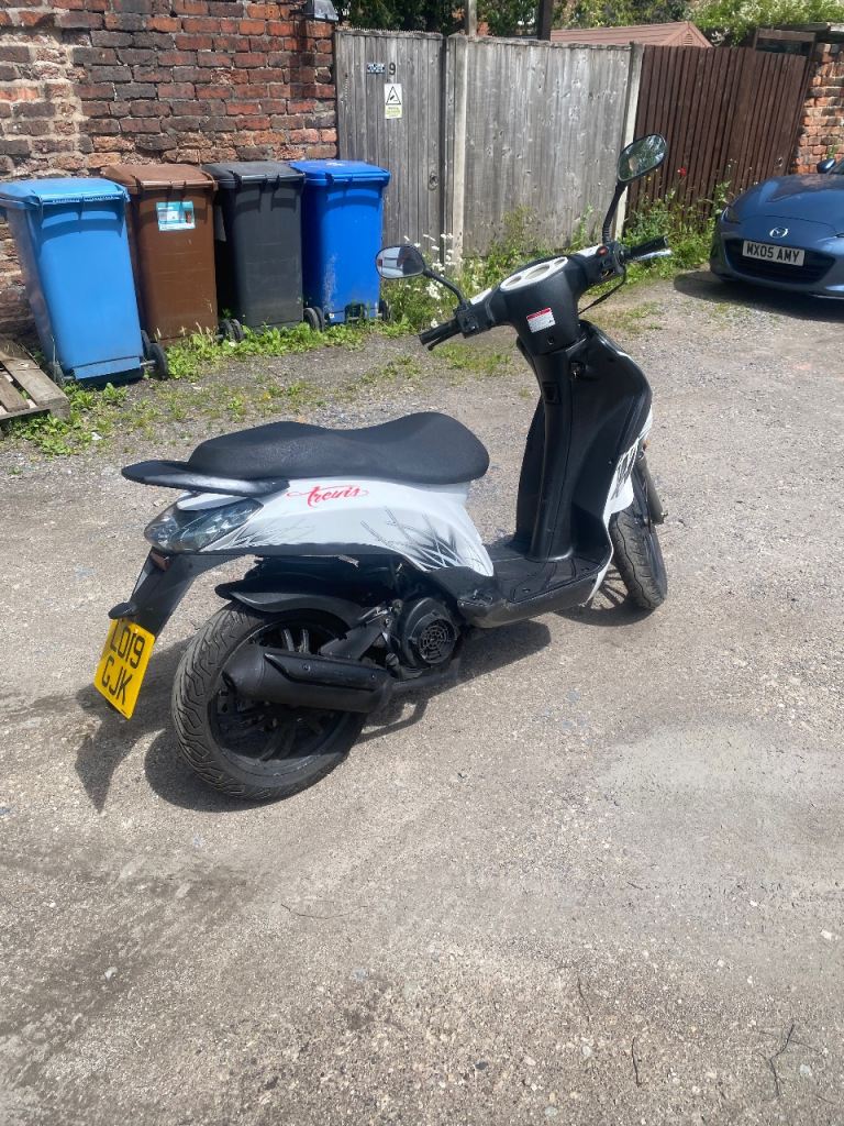 Moped 125cc 