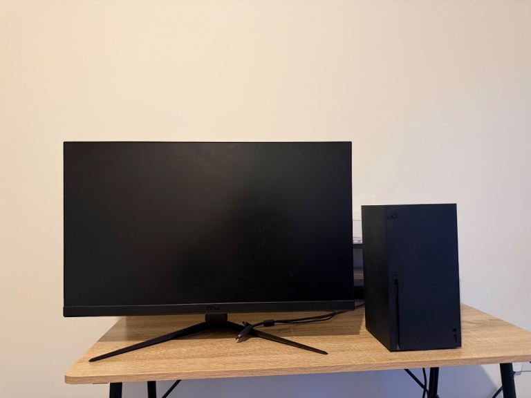 Black Gaming Monitor and Xbox Series X – Good Condition