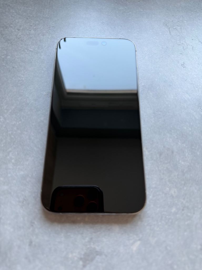 iPhone 15 Pro Max (EE)