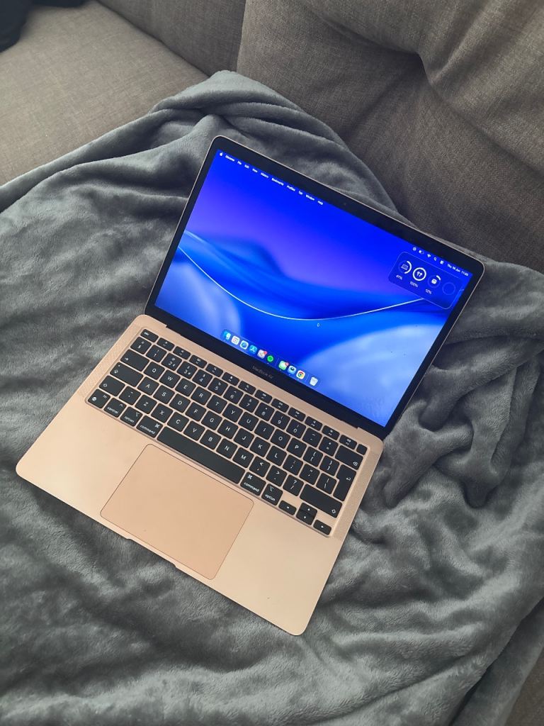 2020 Apple MacBook Air Laptop: Apple M1 Chip, 13” Retina Display, 8GB RAM, 256GB SSD 