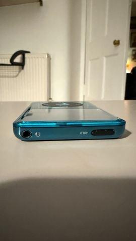 iPod Classic 6th gen - 256gb, new battery, all blue | in Dalry