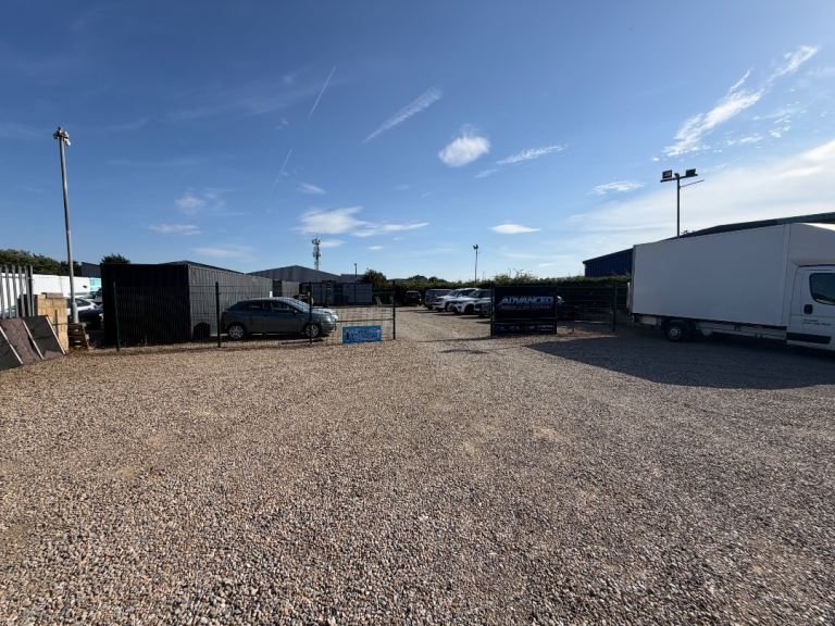 LARGE YARD TO LET – HARTLEPOOL