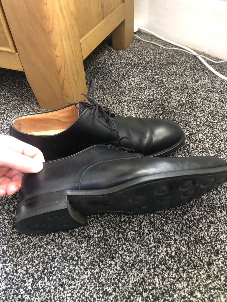Black Leather Lace-up Shoes – Good Condition