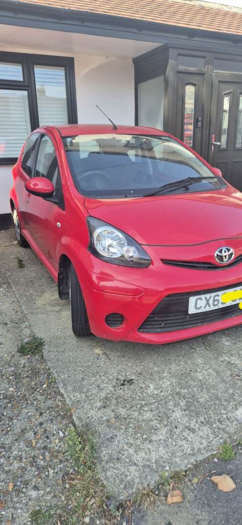 Toyota, AYGO, Hatchback, 2013, Manual, 998 (cc), 5 doors