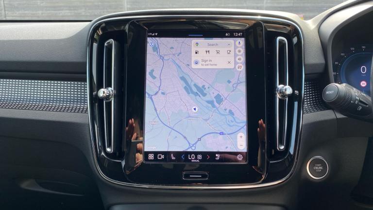 2025 Volvo XC40 2.0 B3P Plus Dark 5dr Auto Petrol Estate Estate Petrol Automatic