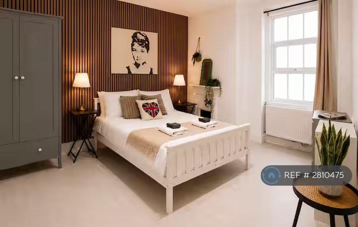 2 bedroom flat in Miles Buildings, London, NW1 (2 bed) (#2810475)