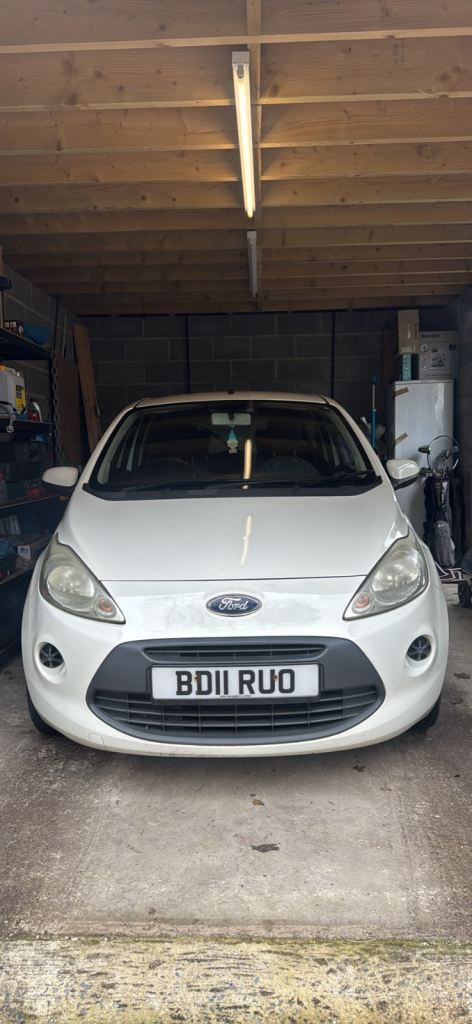 Ford, KA, Hatchback, 2011, Manual, 1242 (cc), 3 doors