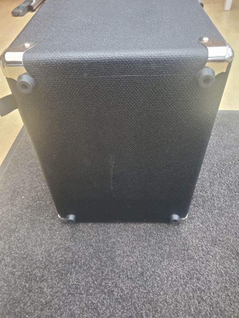 Fender Rumble 25 bass amp