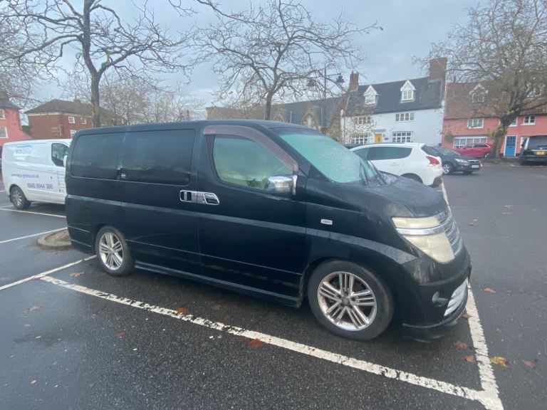 Nissan, 2002, 3500 (cc)