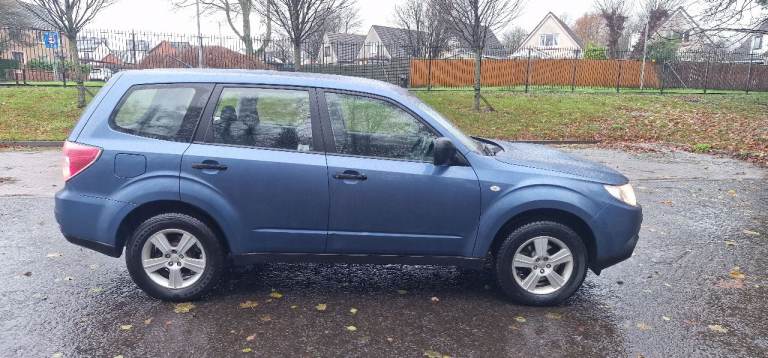 SUBARU FORRESTER S BOXER  2LITRE 4X4 VERY LOW MILES FULL MOT 