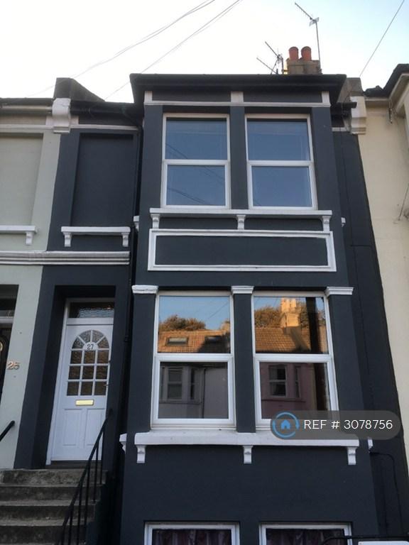 2 bedroom flat in Roedale Road, Brighton, BN1 (2 bed) (#3078756)