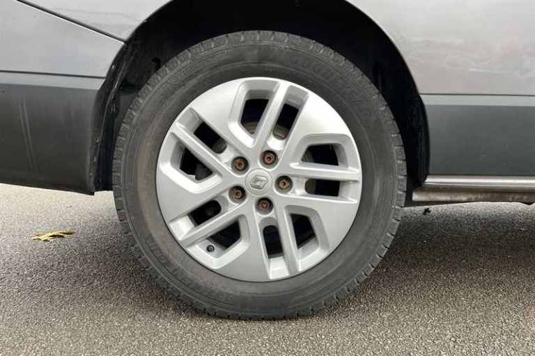 2020 Renault Trafic 2.0 dCi ENERGY 30 Sport Nav Minibus Double Cab 5dr Diesel Manual LWB Euro 6 M...