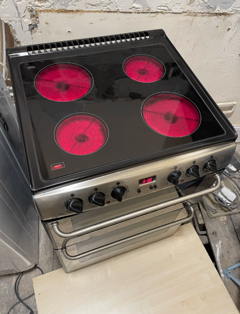 New World Electric Cooker