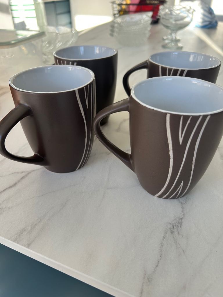 Mugs/ Cups 