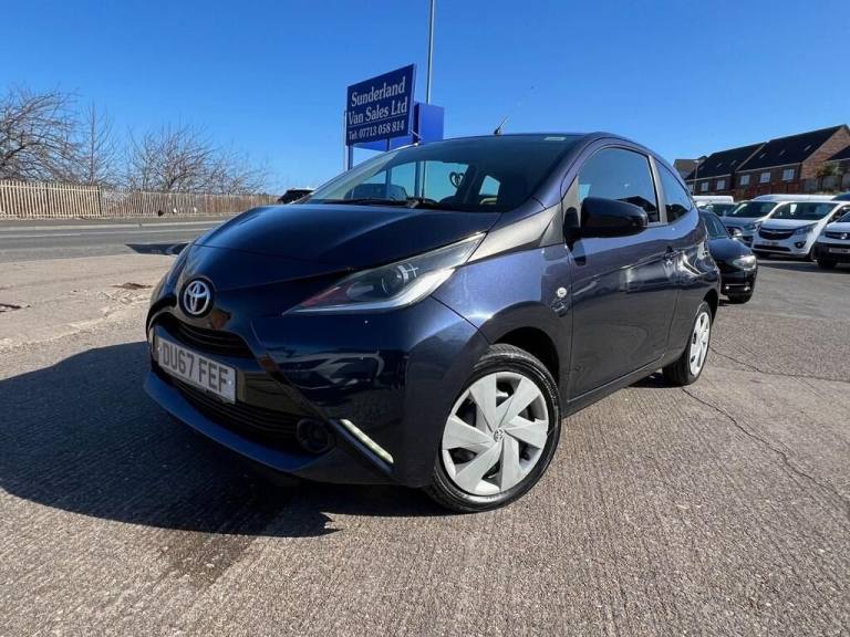 2017 Toyota AYGO 1.0 VVT-i X-Play 3dr HATCHBACK PETROL Manual