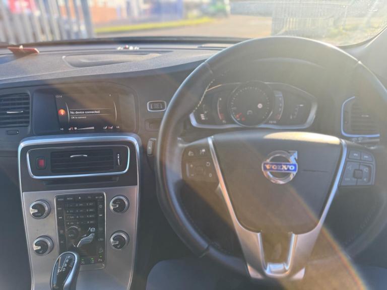 2017 Volvo V60 Cross Country 2.4 D4 Lux Nav Auto AWD Euro 6 (s/s) 5dr ESTATE Diesel Automatic