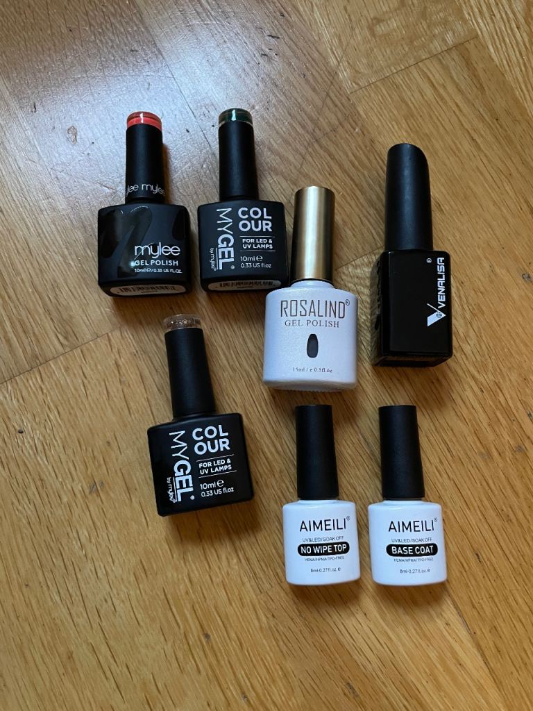 Gel nail polish equipment with lamp