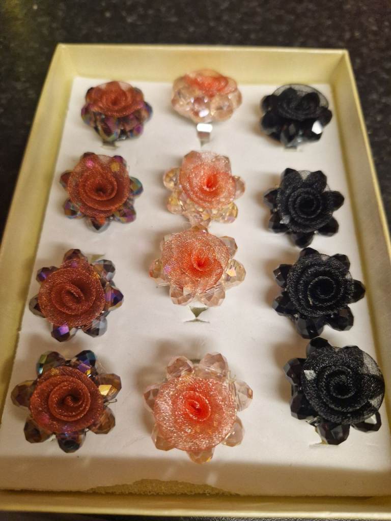 Set of 12 Rose Design Rings – Multicoloured, As Good As New
