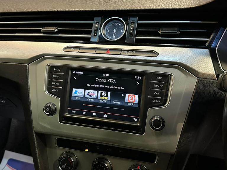 VOLKSWAGEN PASSAT 2.0 TDI BlueMotion Tech SE Business 2015