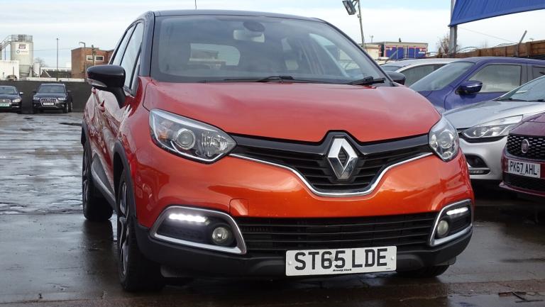 RENAULT CAPTUR 1.5 Dynamique S Nav dCi 90 Orange Manual Diesel 2015