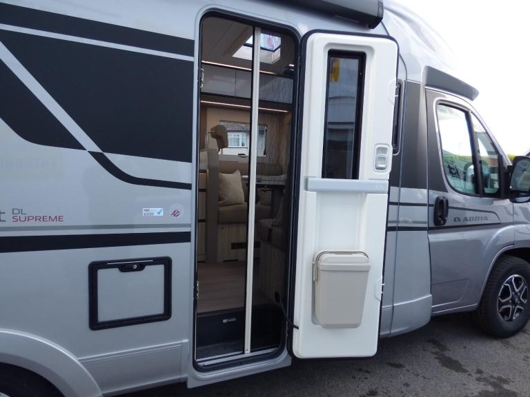 Adria Compact supreme DL DIESEL AUTOMATIC 2025
