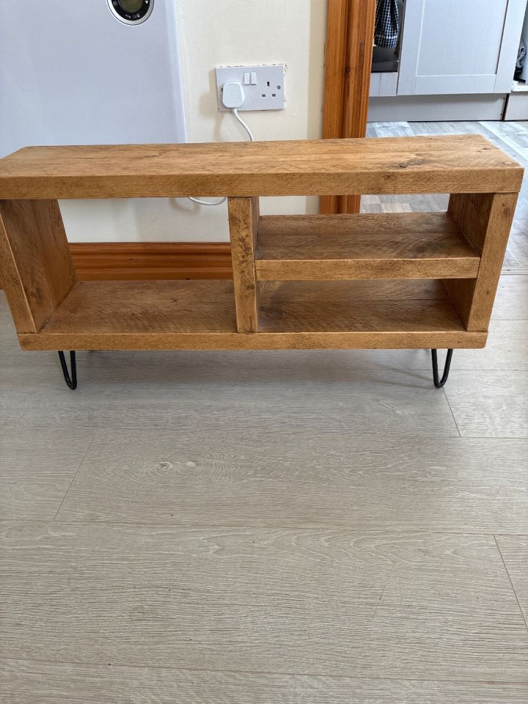 Small tv media display unit rustic vgc 