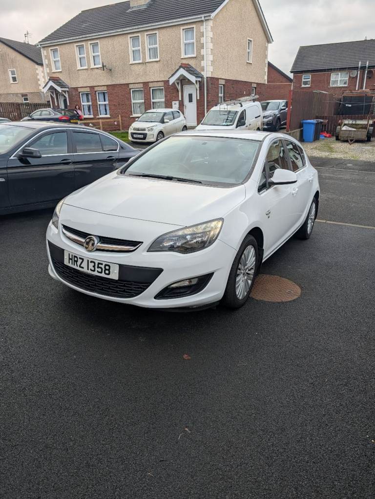 Vauxhall, ASTRA, Hatchback, 2014, Manual, 1398 (cc), 5 doors
