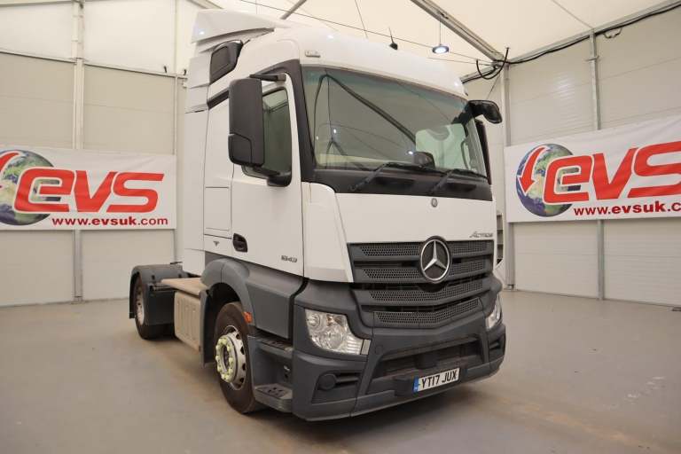 2017 (17 PLATE) Mercedes Benz Actros 1843 4x2 Euro 6 Tractor Units