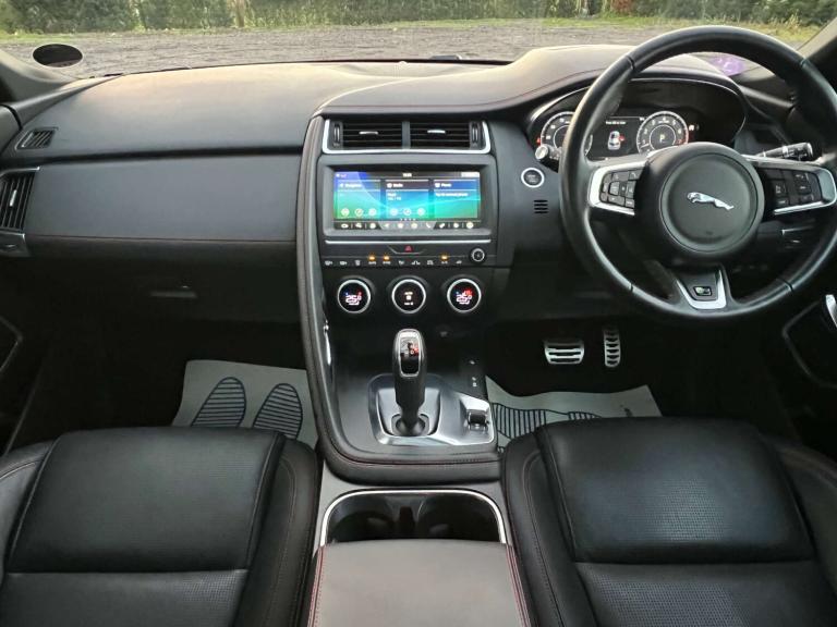 2020 Jaguar E-Pace 2.0 E-Pace Chequered Flag AWD Auto 4WD 5dr SUV Petrol Automatic