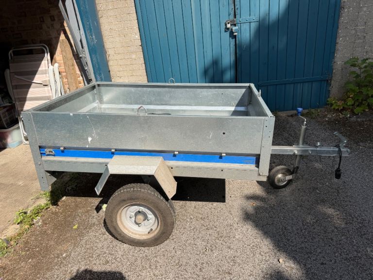 Maypole SY150 car trailer