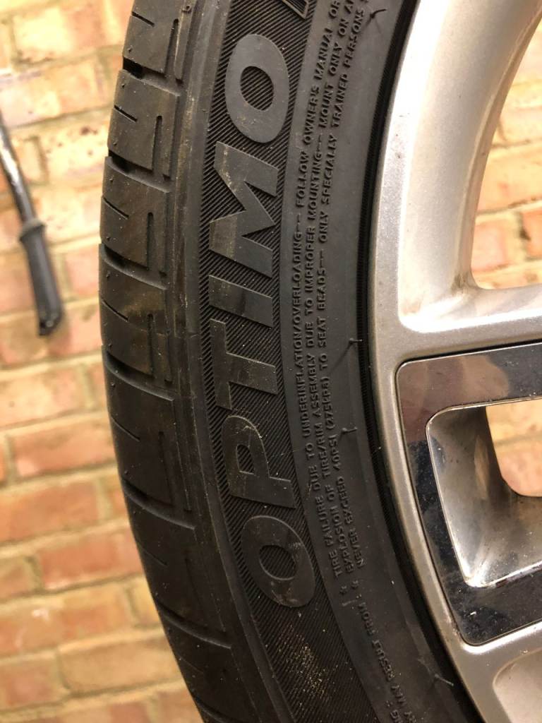 2011 Hyundai i30 spare wheel