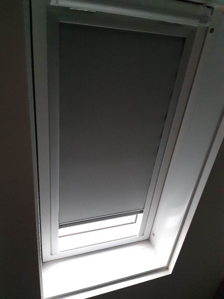 VELUX Blackout Roller Blind DKL M06 0705S – Grey, New