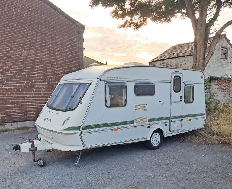 1999 Elddis Pamperos xl 5-Berth Caravan 