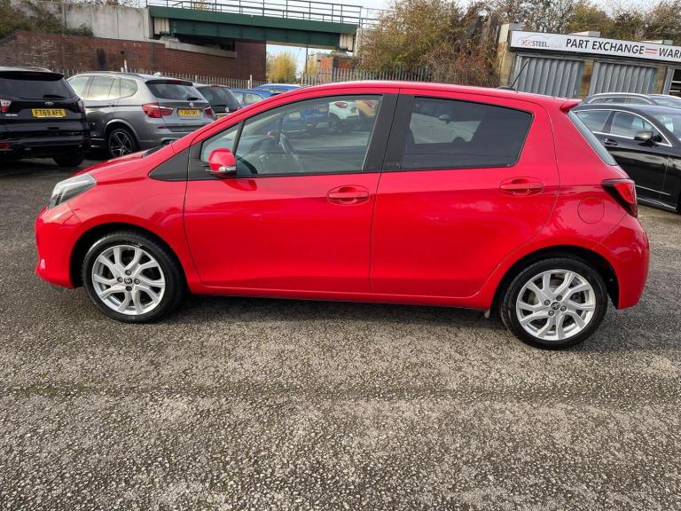 TOYOTA YARIS 1.33 Dual VVT-i Sport Euro 5 5dr Euro 5 2015