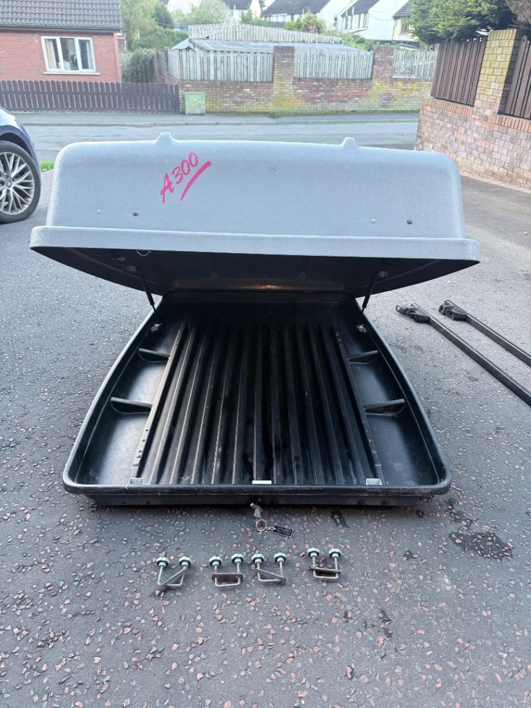 Auto Plas 300L Roof Box 